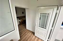 Casa Individuala Intre Lacuri