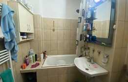 Apartament 58 mp, doua camere, zona Regal! 