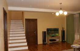 Casa de vanzare, 235 mp utili, Harman