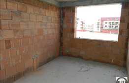 3 camere de vanzare, 73,5 mp,  in curs de finalizare, semifinisat