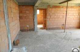 3 camere de vanzare, 73,5 mp,  in curs de finalizare, semifinisat