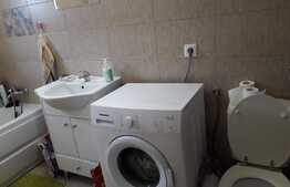 3 camere decomandate, 56 mp, posibilitate parcare, zona Florilor