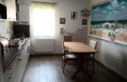 3 camere decomandate, 56 mp, posibilitate parcare, zona Florilor