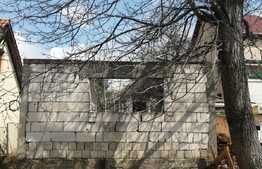 Oferta atractiva! Casa demolabila, teren 650 mp! Taietura Turcului!