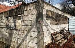 Oferta atractiva! Casa demolabila, teren 650 mp! Taietura Turcului!