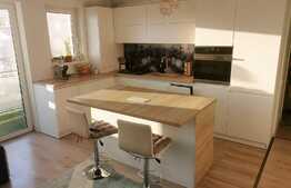 Apartament 3 camere, 67 mp, parcare, zona Vivo!