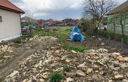 Teren 790mp, cu autorizatie de construire in Someseni