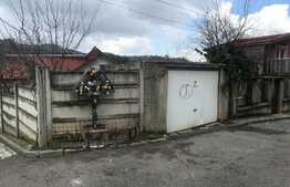 Proprietate deosebita, Schei Brasov