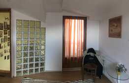 Proprietate deosebita, Schei Brasov