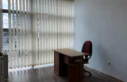 Spatiu birou, 100 mp, imobil mixt, zona P-ta 1 Mai !