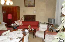 Apartament 3 camere, 115 mp utili, semidecomandat, boxa la subsol, zona zero!