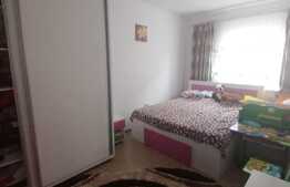 Apartament spațios 3 camere, 71 mp, parcare cu CF, zona Stejarului