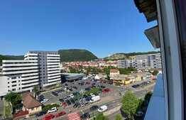 Apartament de 4 camere, zona Astra, 78 mp 