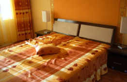 Apartament de 2 camere, Racadau