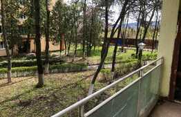 Apartament 2 camere, 55 mp, garaj, zona Piata Hermes