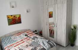 Apartament semidecomandat cu 2 camere, etaj intermediar, si balcon cu orientare sudica!