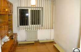 De vanzare 3 camere decomandate, 71 mp, zona Kaufland. Garaj inclus!