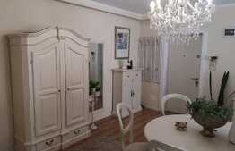 Apartament de 2 camere, 62mp, parcare! zona Sub Cetate