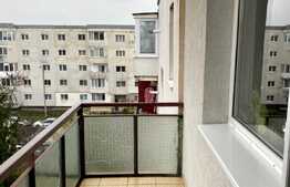 3 camere decomandate, 65 mp, parcare, zona strazii Arinilor