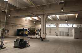 1726 mp, zona Clujana, 250 mp birouri incluse 