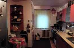 3 camere, 65 mp, decomandat, partial mobilat, zona strazii Campului!