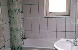 Apartament de 2 camere, la casa, curte de 30 mp, in Tractorul!