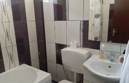 Oportunitate! 2 camere mobilat si utilat, curte, loc de parcare