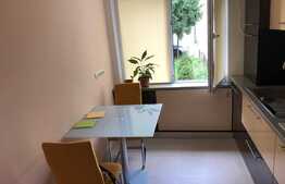 Apartament de 2 camere in Centrul Istoric, acces curte 