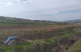 Teren intravilan Sopor 581 mp, front 18ml