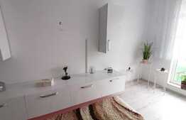 Apartamentul ideal pentru tine! Posibilitate de compartimentare! 2 camere decomandat, 61 mp + grădină de 36 mp. + parcare subterană, zona Vivo!