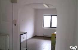 3 camere, 76 mp, decomandat, zona strazii Mehedinti!