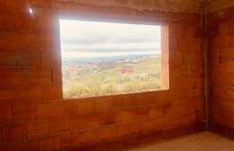 Duplex 110mp utili, teren 375mp in Dezmir