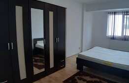 Apartament cu 3 camere, zona Teilor, loc de parcare