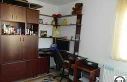 Apartament 2 camere, 54 mp utili, parcare cu CF,  zona strazii Urusagului!