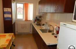 Apartament 2 camere, 54 mp utili, parcare cu CF,  zona strazii Urusagului!