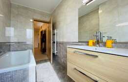 Apartament 4 camere, 120 mp utili, 40 mp terasa, garaj, zona Riviera Luxury