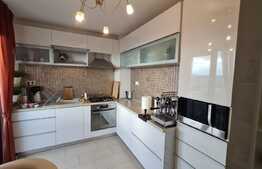 Apartament cu panorama deosebita, 3 camere, 4 balcoane, zona Calea Turzii