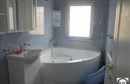 Inchiriere apartament cu 2 camere, 54 mp utili, zona Sesul de Sus, A.C.