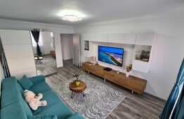 Apartament modern 2 camere decomandate, etaj intermediar, modern, Intre Lacuri