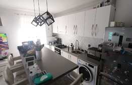 Apartament ULTRAFINISAT cu 3 camere, etaj intermediar, lift, parcare subterană, zona VIVO