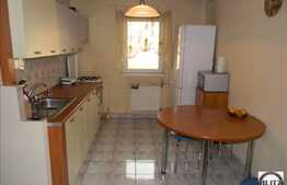 Vanzare 2 camere, 50 mp, decomandat, zona PROFI, imobil izolat termic