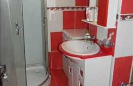 Vanzare 2 camere, 50 mp, decomandat, zona PROFI, imobil izolat termic