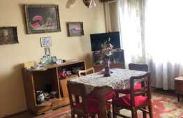 Apartament cu 3 camere situat in centrul orasului