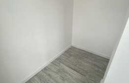 Apartament 2 camere, 49 mp utili, finisat nou, intermediar ,parcare, zona Terra.