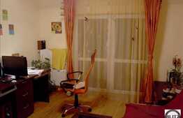 Apartament cu 2 camere, 60 mp, cu loc de parcare in zona Porii