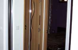 Apartament cu 3 camere decomandate ,2 bai , 2 balcoane zona Pritax .