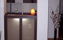 Apartament cu 3 camere decomandate ,2 bai , 2 balcoane zona Pritax .