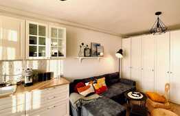 EXCLUSIVITATE: Apartament la cheie, 2 camere, terasa si parcare in zona Vivo!