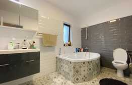 Duplex modern, 120 mp, curte, terasa, parcare, zona Bulevardul Muncii