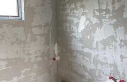 Casa individuala , 105 mp ,  220 mp teren , zona de case 